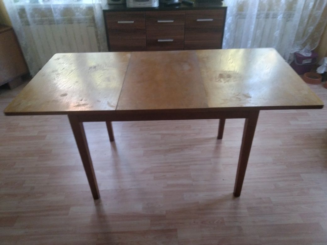 Stół DO renowacji