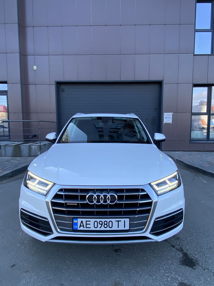 Audi q5 Premium Plus