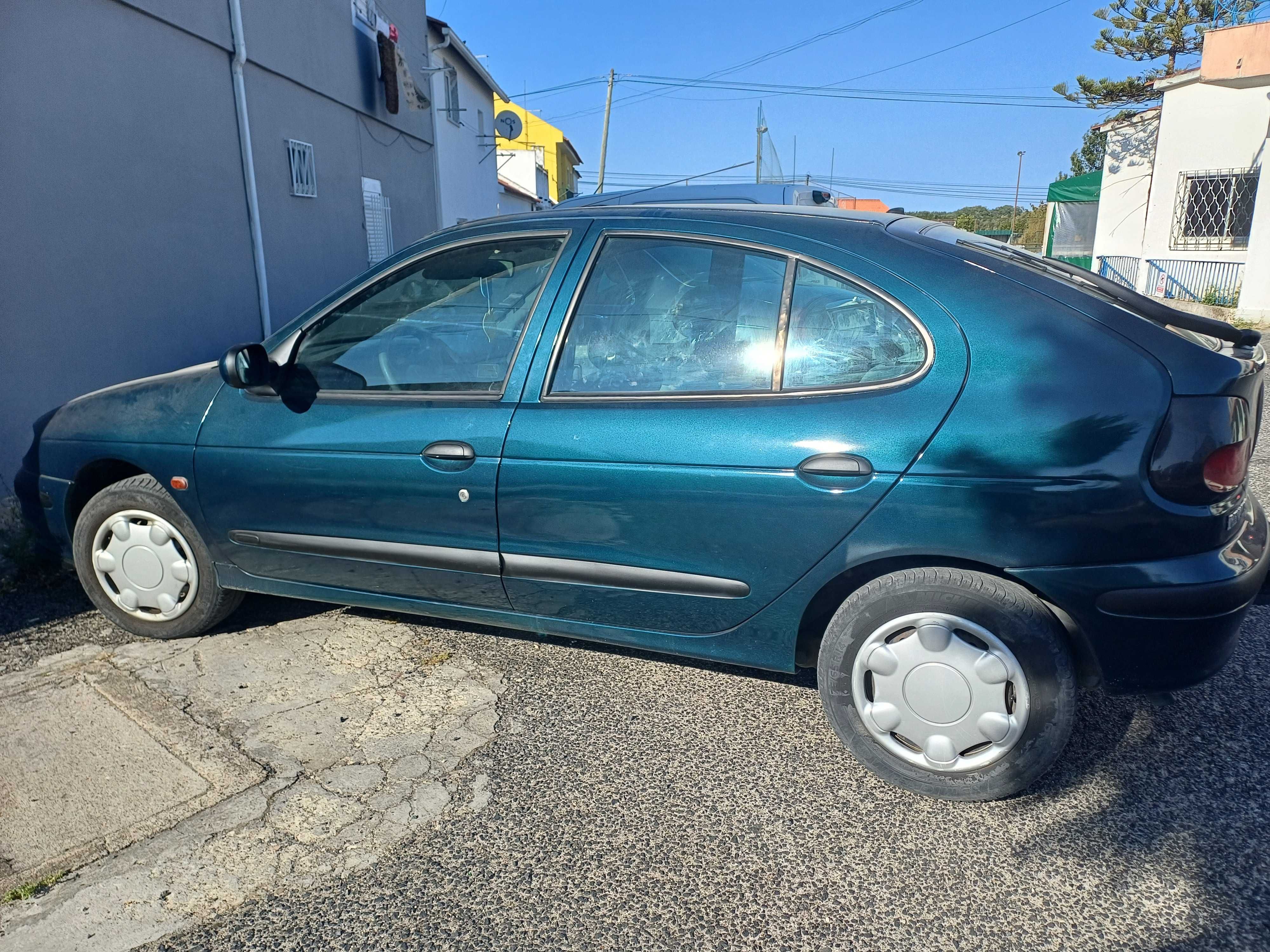 Renault Megane 1.4 1998