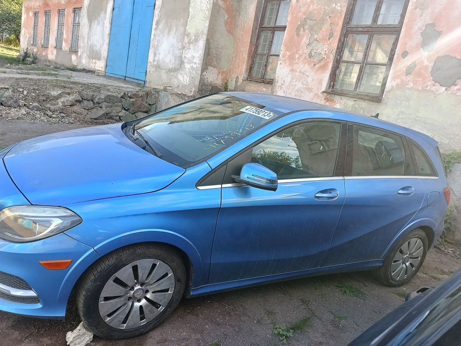 Розбірка Mercedes Benz electric drive B 250e