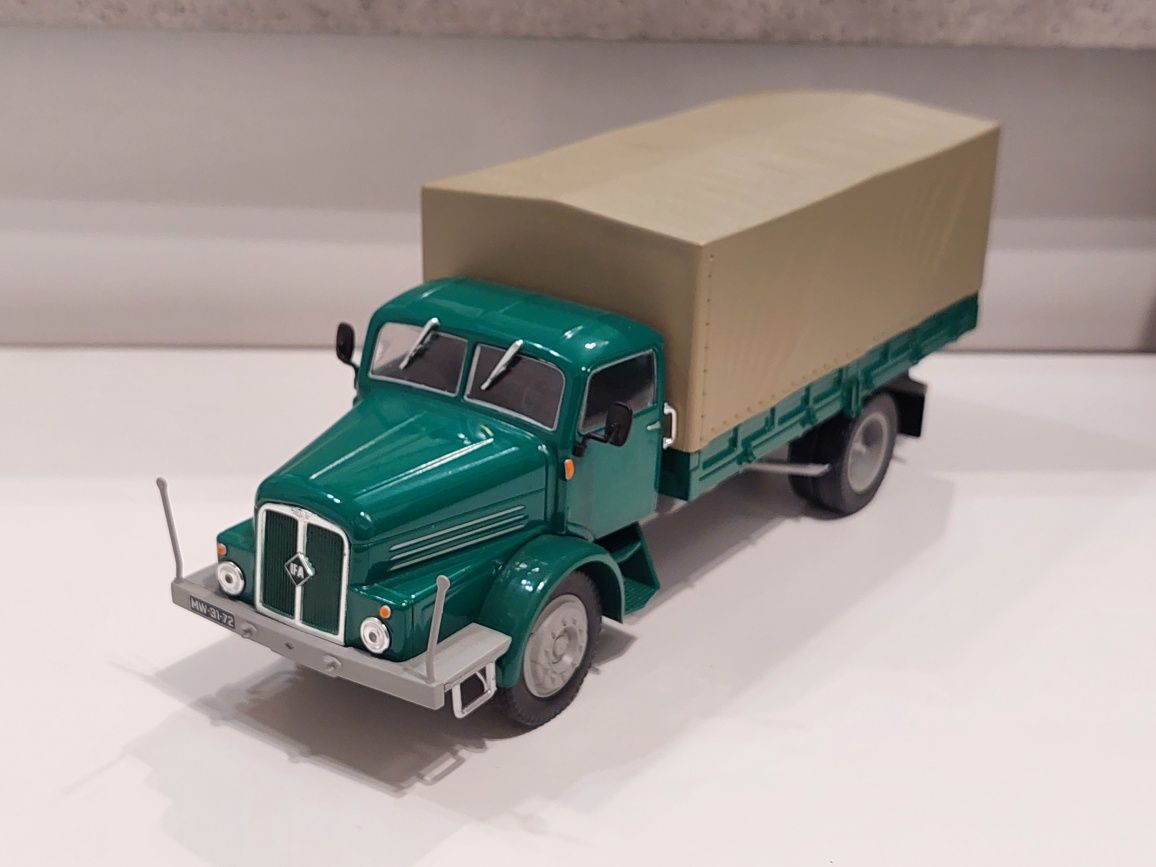 IFA H6 Kultowe ciężarówki z epoki PRL-u model 1:43