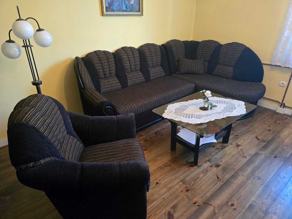 Narożnik z fotelem+ ława