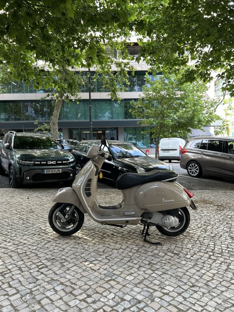 Vespa GTS 250 de 2007 com 46.000 km