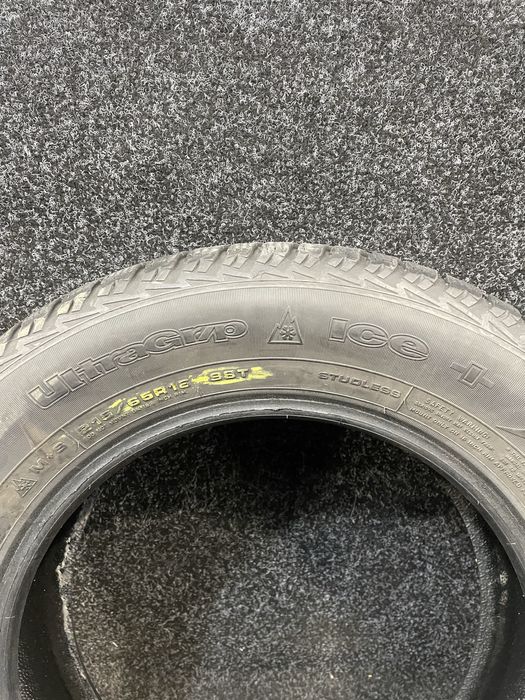 Продам Б/У шини Good Year 215/65R16 Ultra Grip Ice+ 98Т