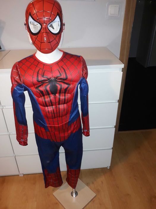 NOWY strój karnawałowy SPIDERMAN Avengers mięśnie przebrani 122/128 10