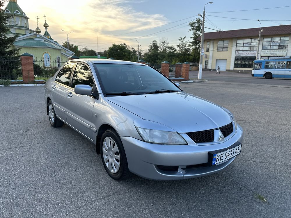 Mitsubishi lancer в отличном состоянии
