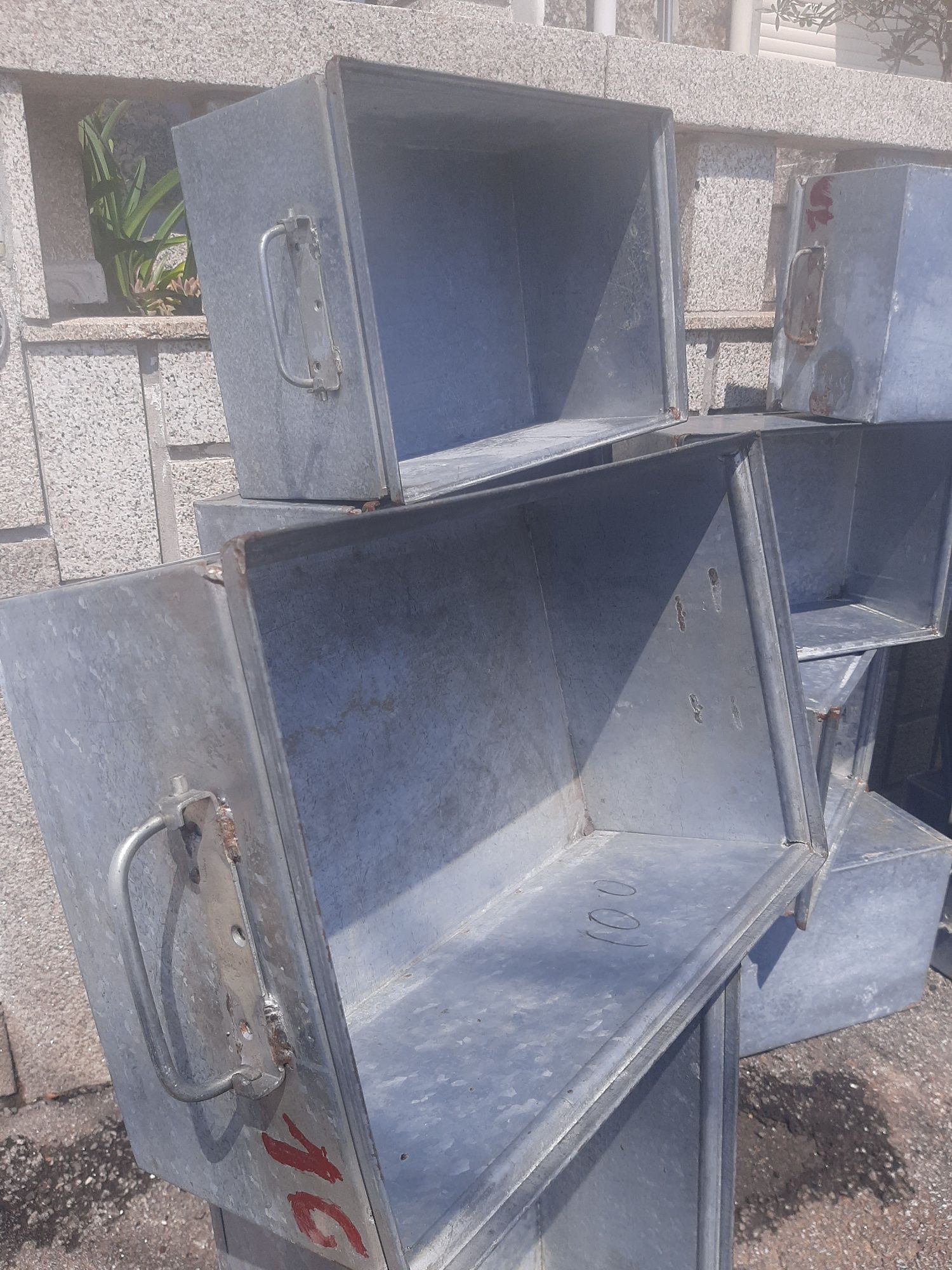 Lote de 20 Caixas em Metal  Vintage