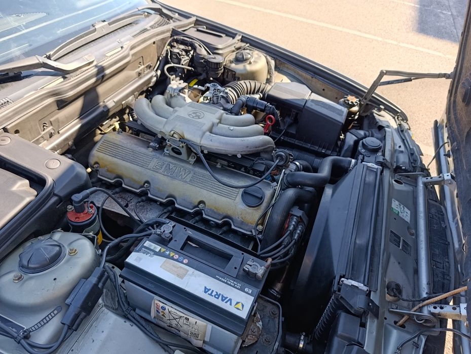 BMW e34 525i 170cv
