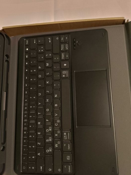 Etui + Keyboard do Apple Ipad pro 12,9"  Czarna ( azerty)