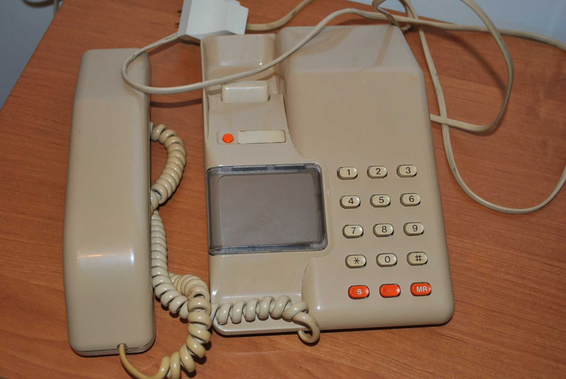 telefon elektron