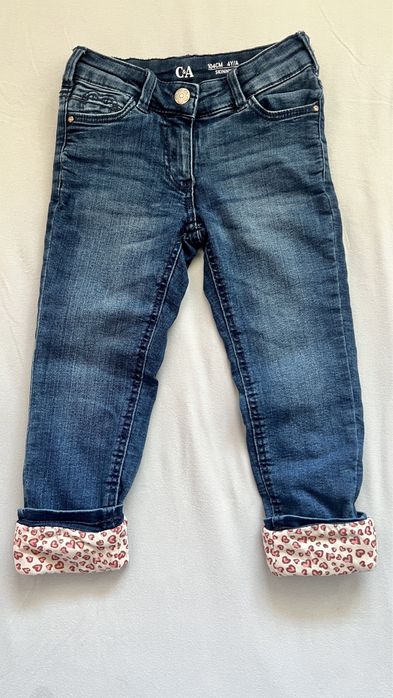 Jeansy ocieplane firmy C&A rozm. 104