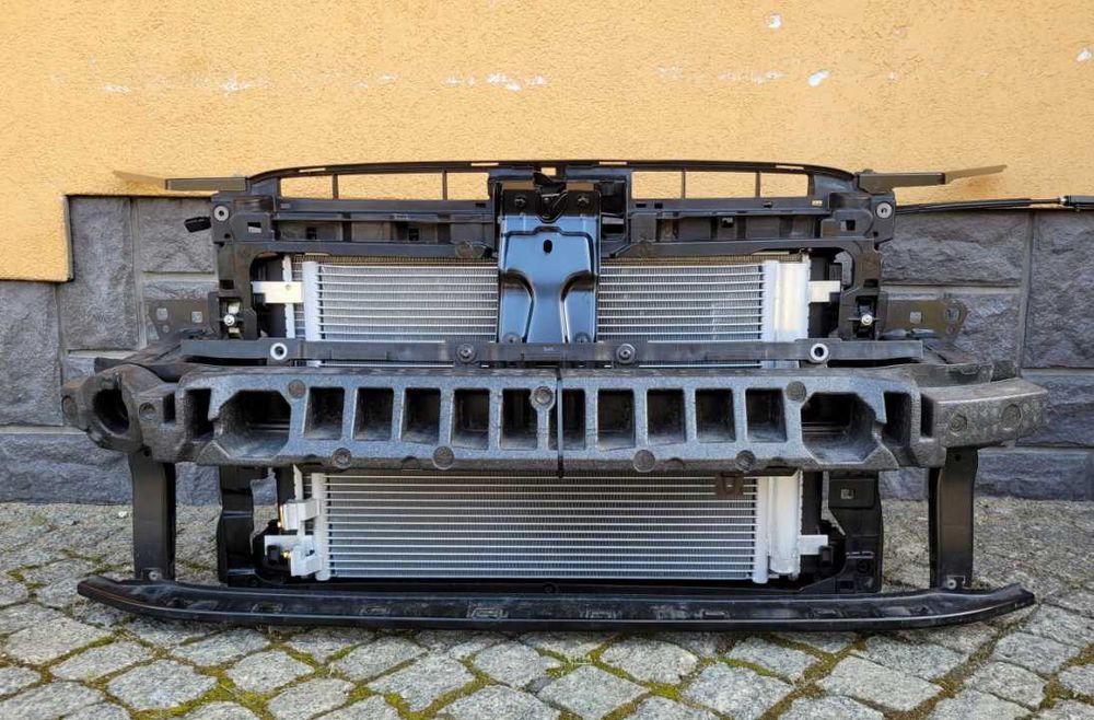Панель передня телевізор радіатори Volkswagen Passat B8 Разборка