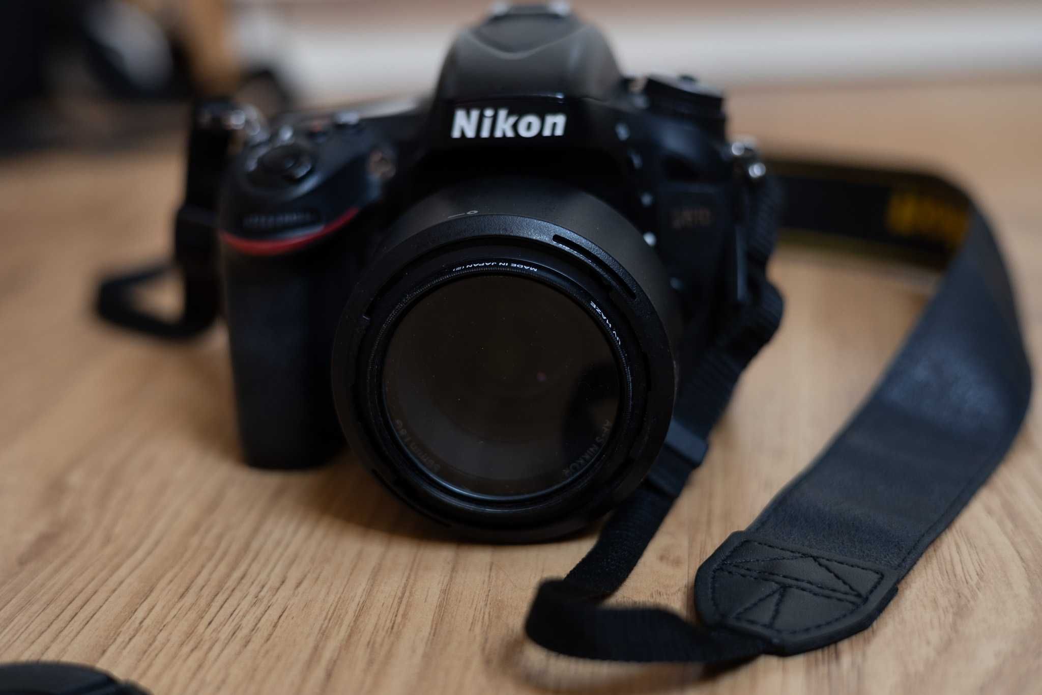 Aparat Nikon D610 + obiektyw, dwie torby, baterie i karta
