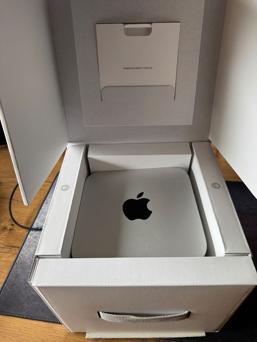 Apple Mac Studio M1 MAX 32GB RAM, 512 SDD