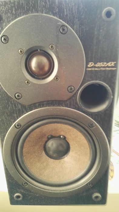 kolumny ONKYO D-052AX