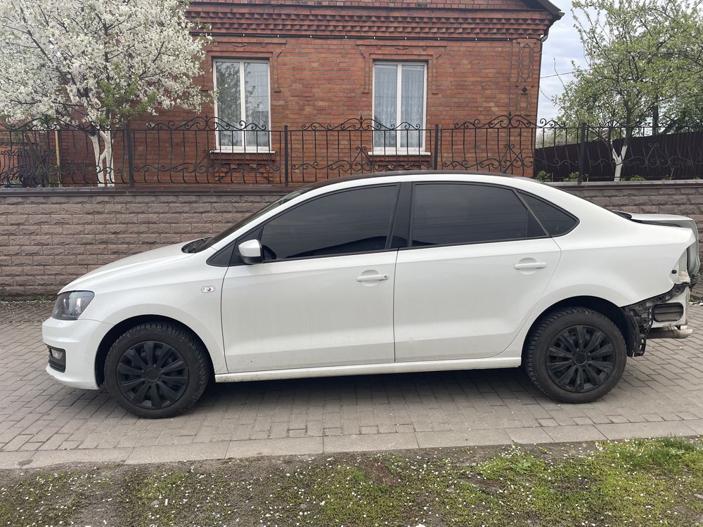 Vw polo 2017 sedan liftback 1.4 tsi