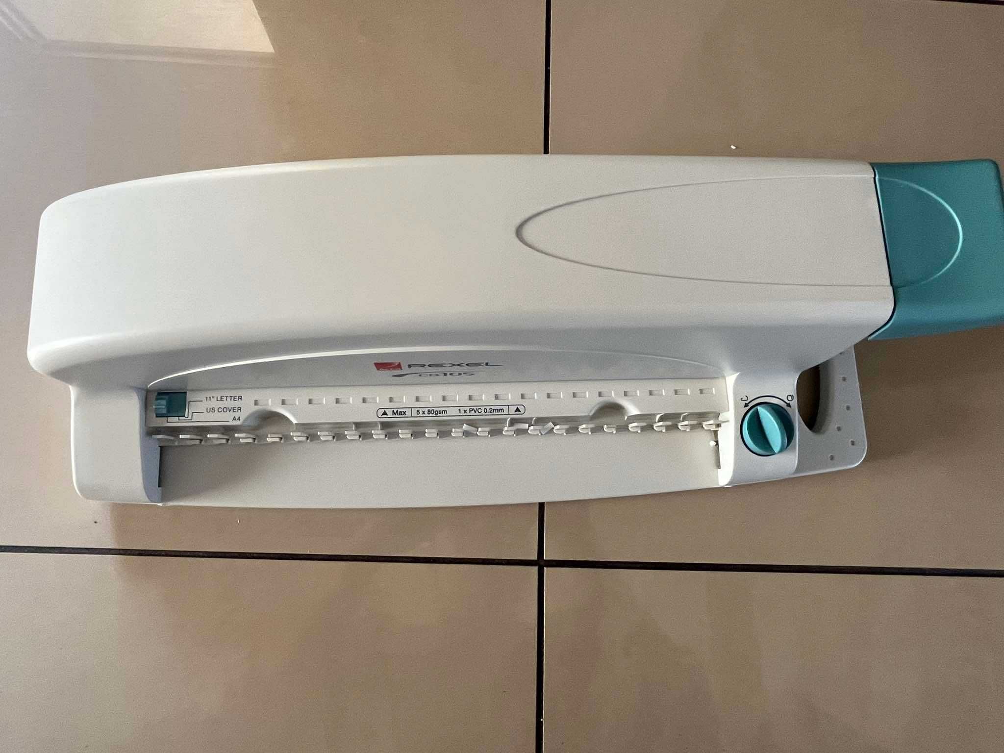 Bindownica Acco Rexel CB105 Perforelieuse Compact CB 105