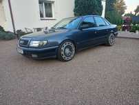 Audi 100 c4 quattro sedan