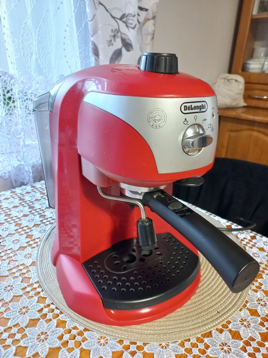 Ekspres DeLonghi