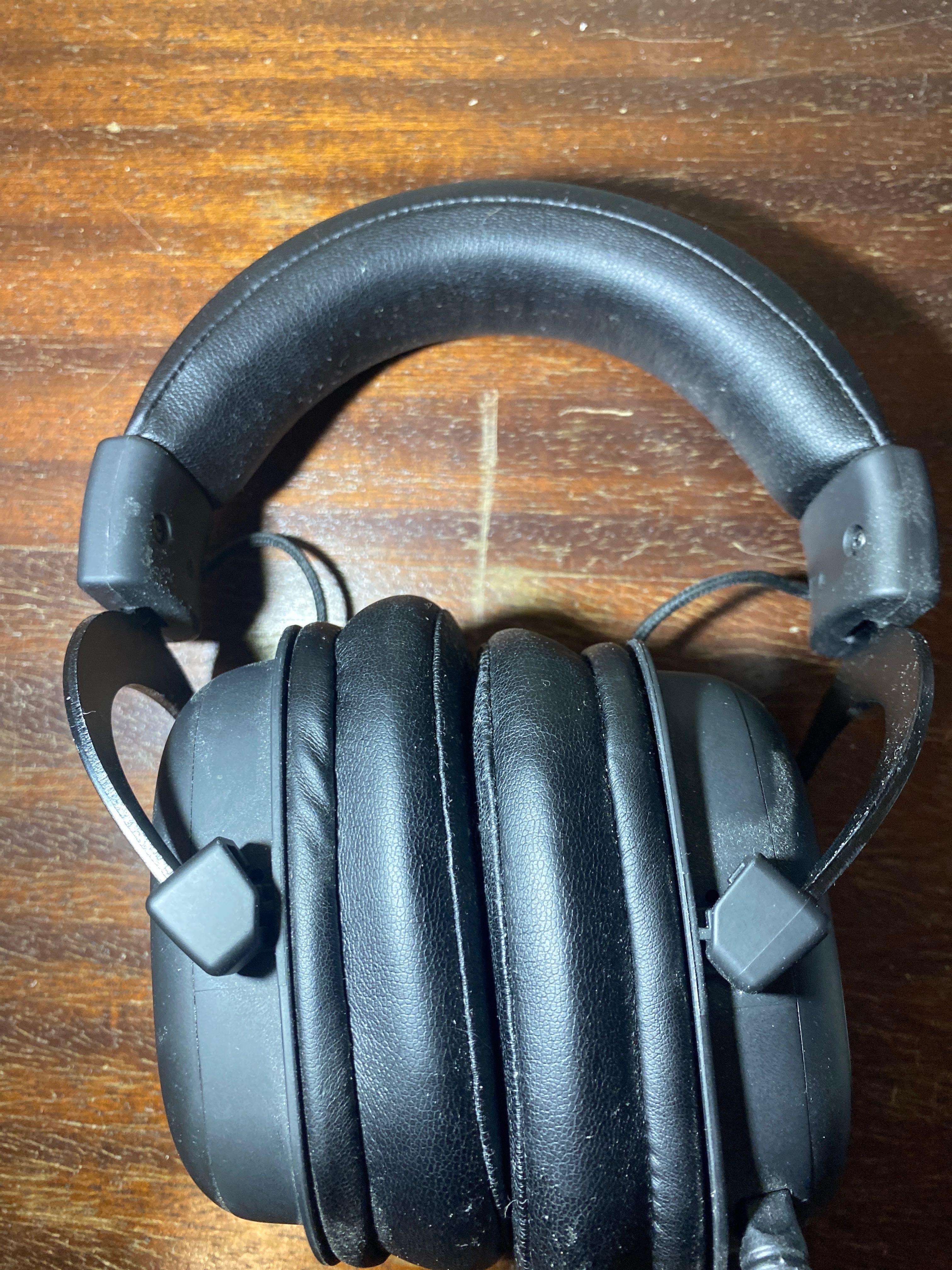 Hator  Hypergang Evo (HTA-810)