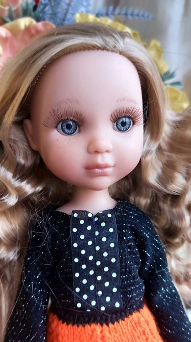 Нова вінілова лялька Berguan, Paola Reina Іспанія, аутфіти Паола Рейна