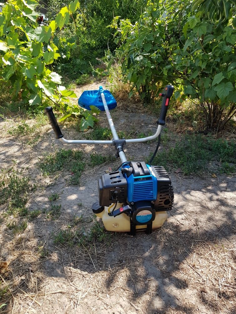 Бензокоса (Тример) BauMaster BT-9043S
