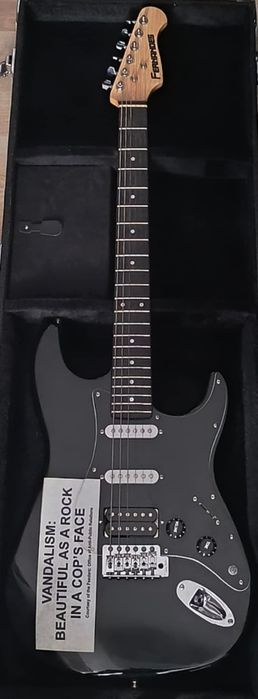 Fernandes (hb) kurt Cobain replika