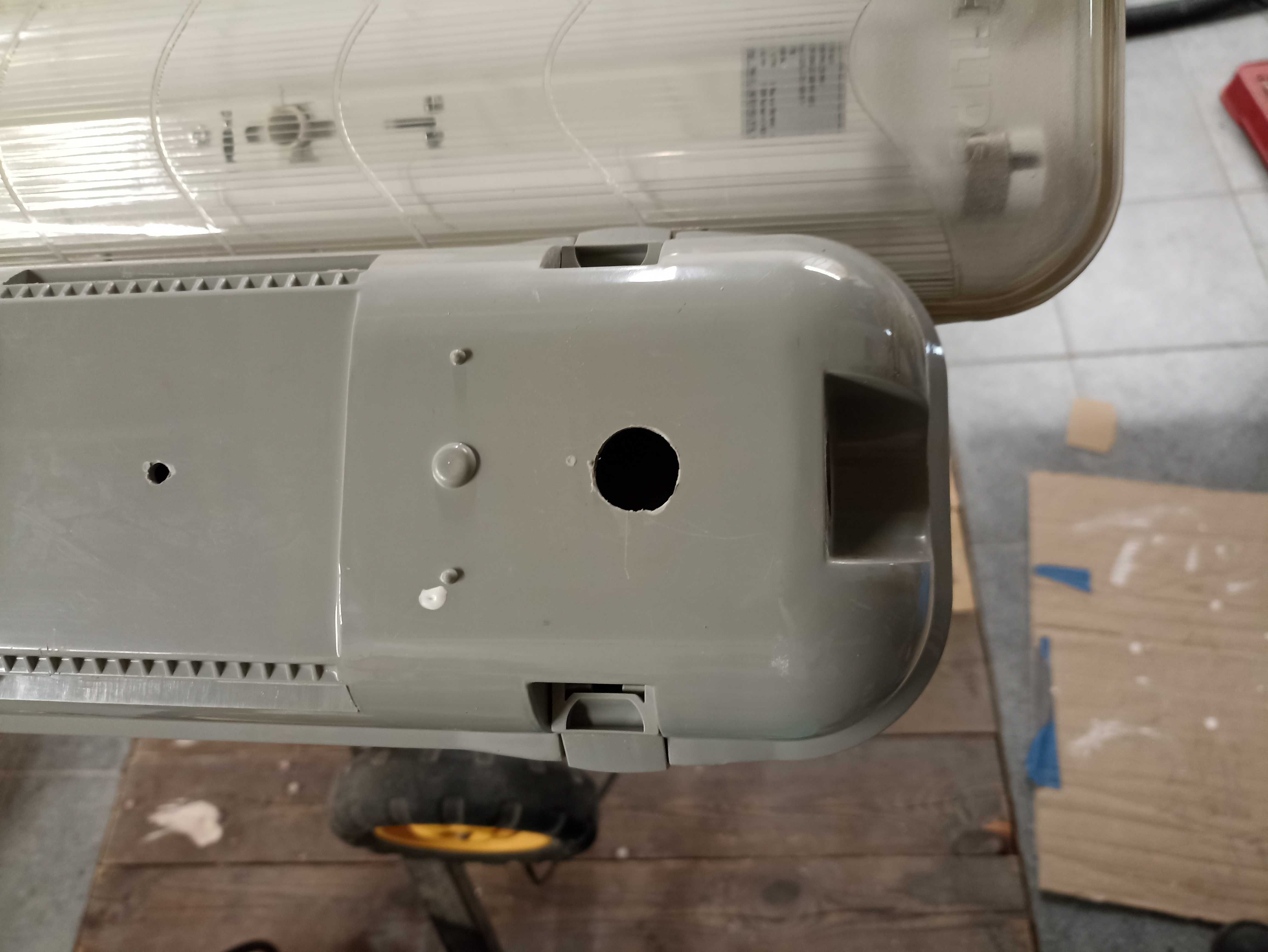 Oprawy garażowe Philips 2x58W 150cm