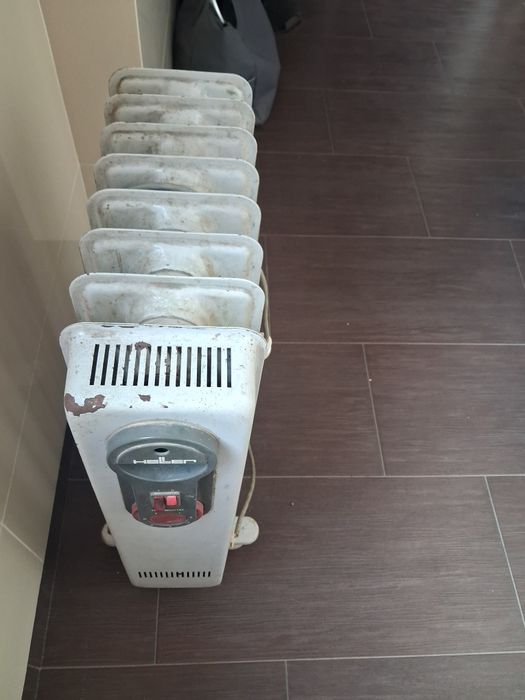 Grzejnik olejowy elektryczny 1500 WAT
