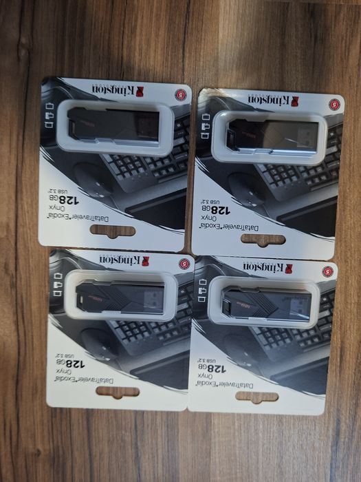 Флешка Kingston оригінальні