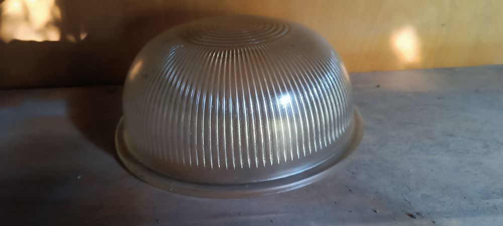 Плафон для лампы в гараж на улицу СССР