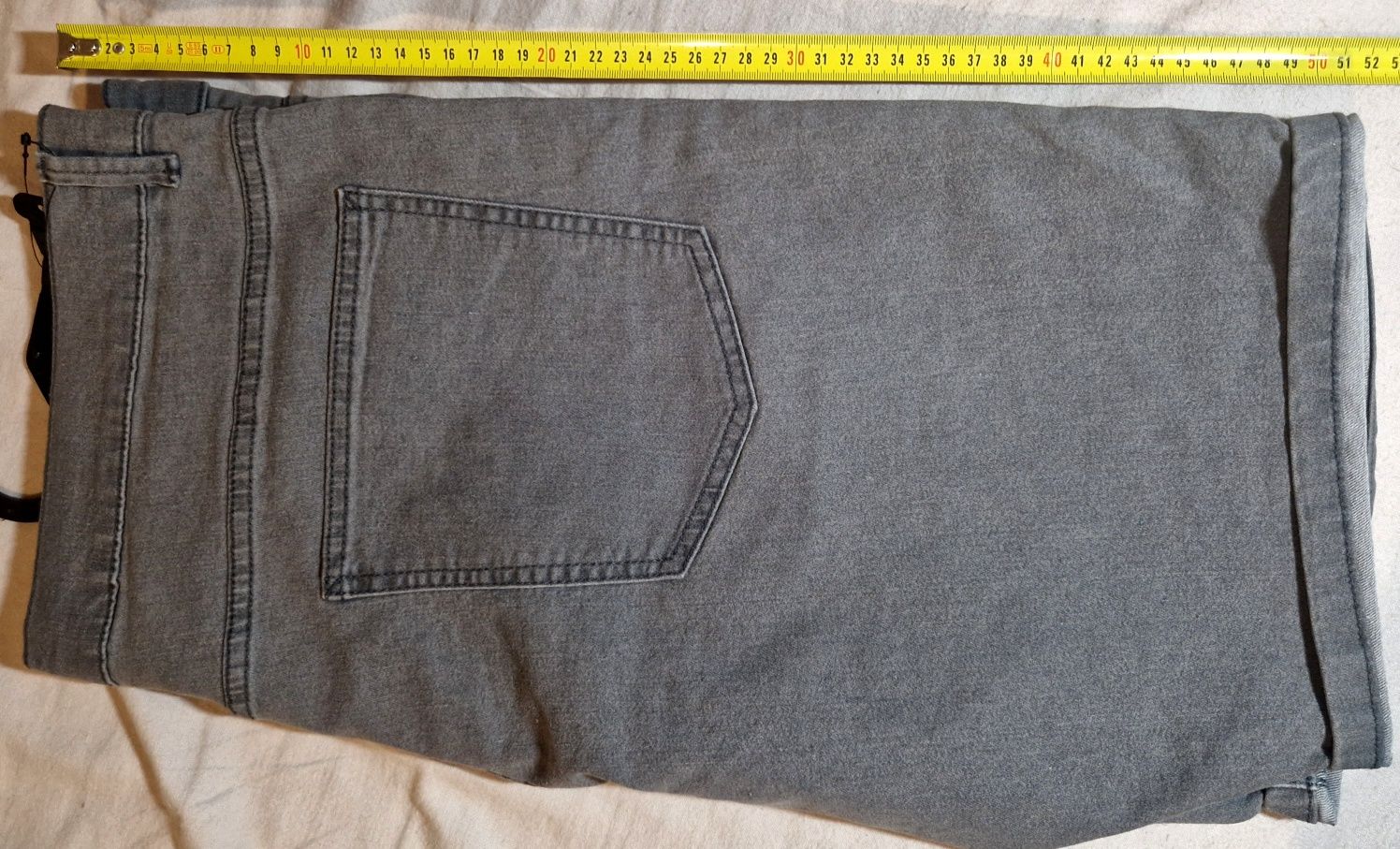 bermudas novas xxl
Xl. Xxl
N 48. N 50. N 52
Fabricado em