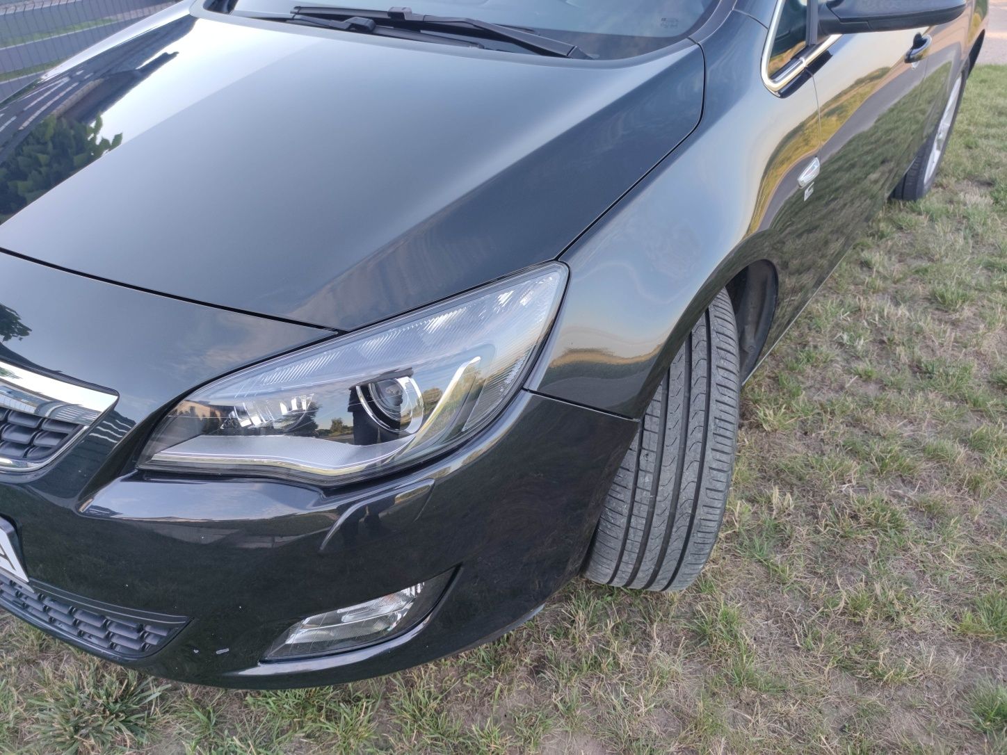 Opel Astra 1.7 cdti, niski przebieg,  bixenon, 2x koła zadbany