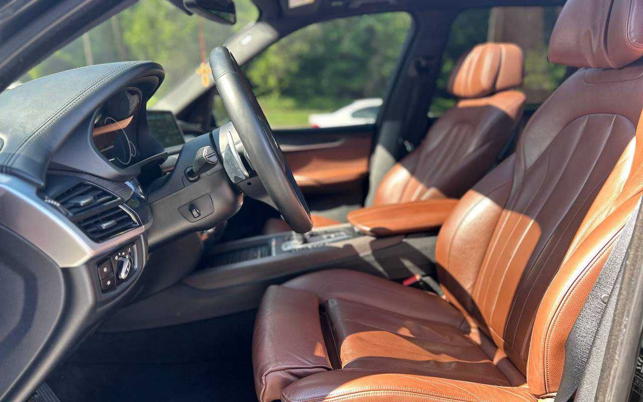 BMW X5 2014 року