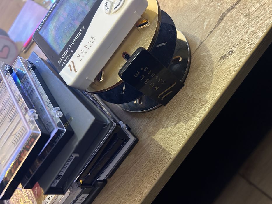 Zestaw do przedluzania rzes - pozostałości