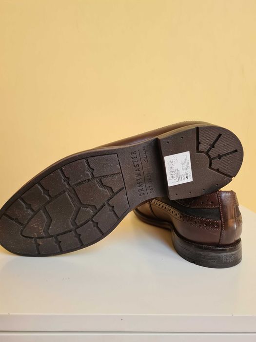 Buty eleganckie Półbuty Clarks Ronnie Limit 41,5 Skóra naturalna