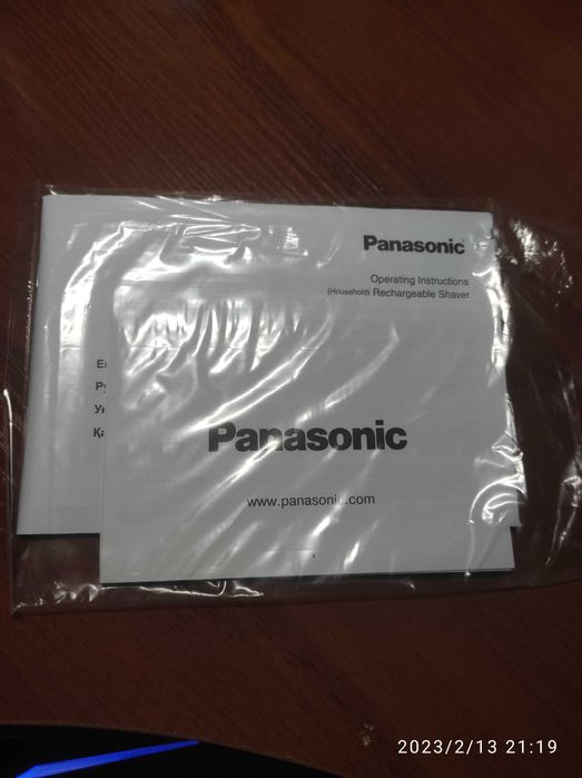 Продам электробритву Panasonic ES-RT77