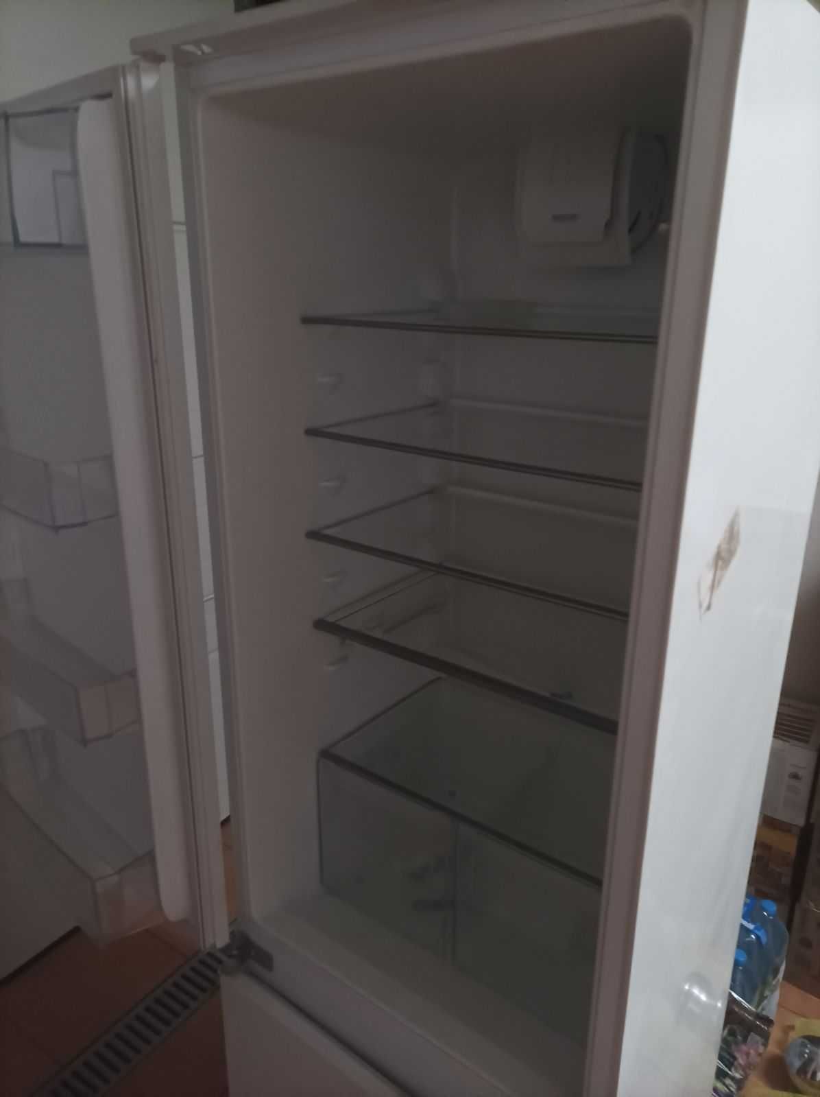 Lodówka do zabudowy Electrolux