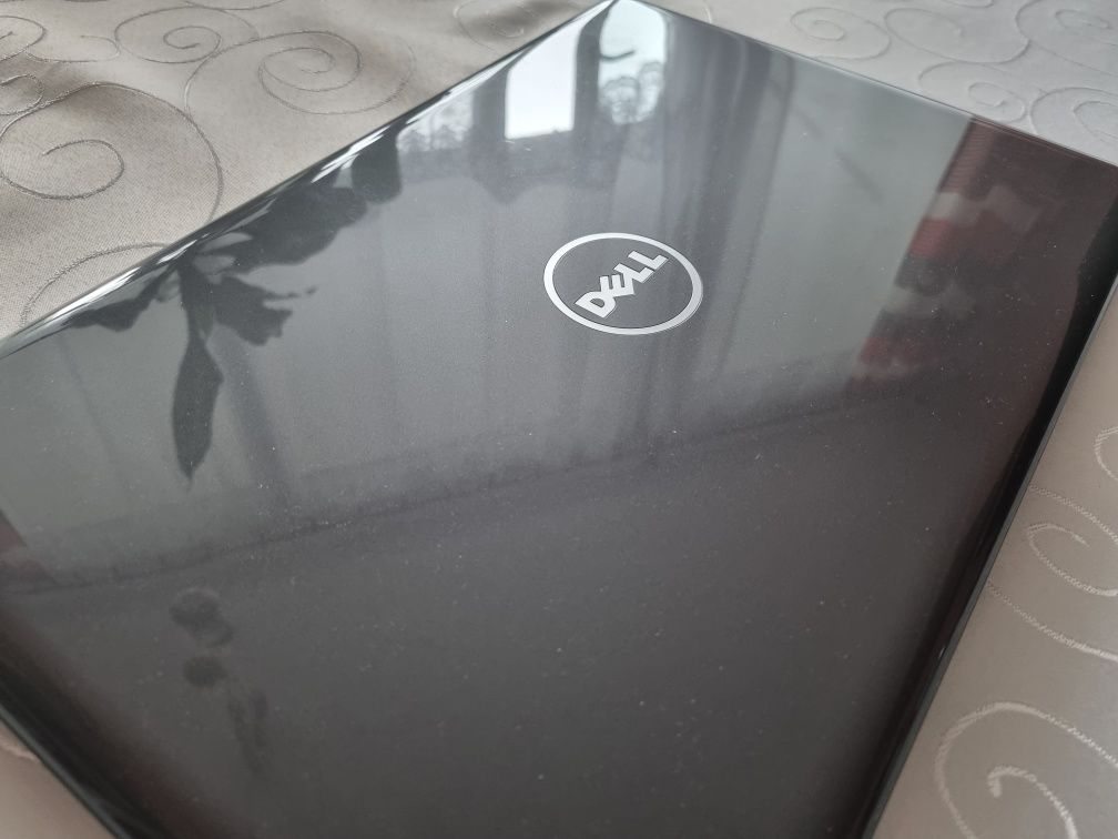 Dell Inspiron 5567