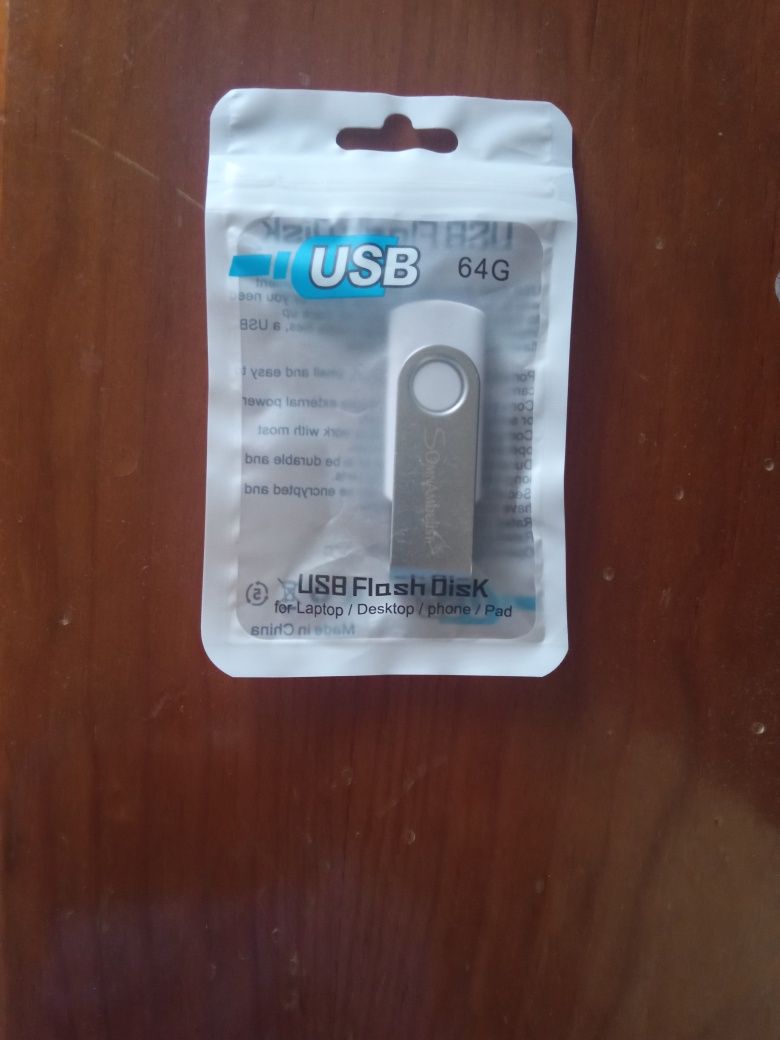 Pen Drive USB 2.0 de 64GB