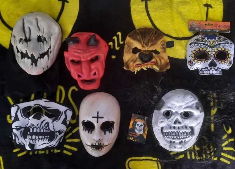Маски детские и взрослые.