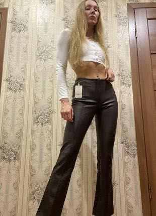 Штани кльош экокожа