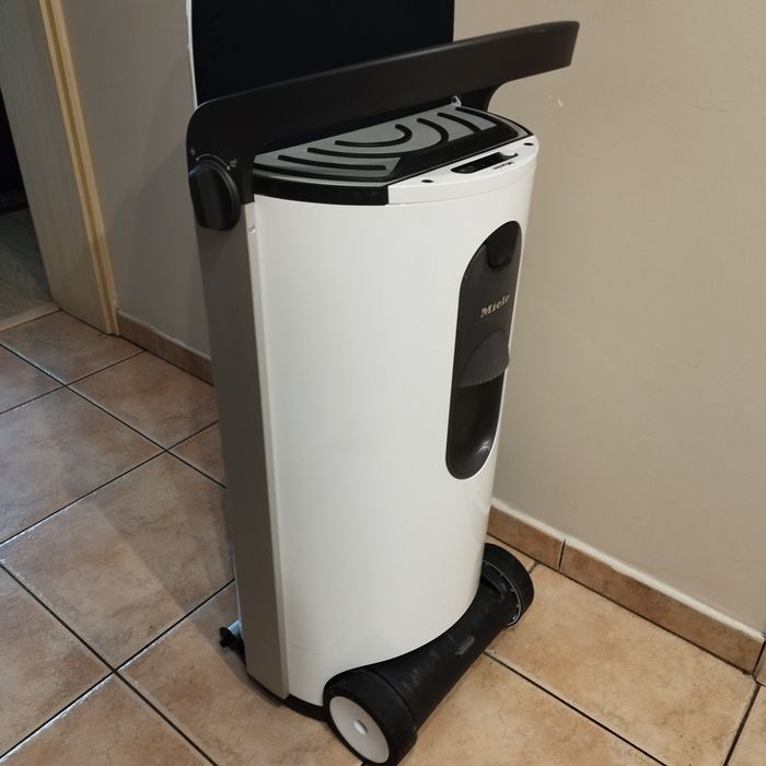 Profesjonalna stacja do prasowania Miele B 2312