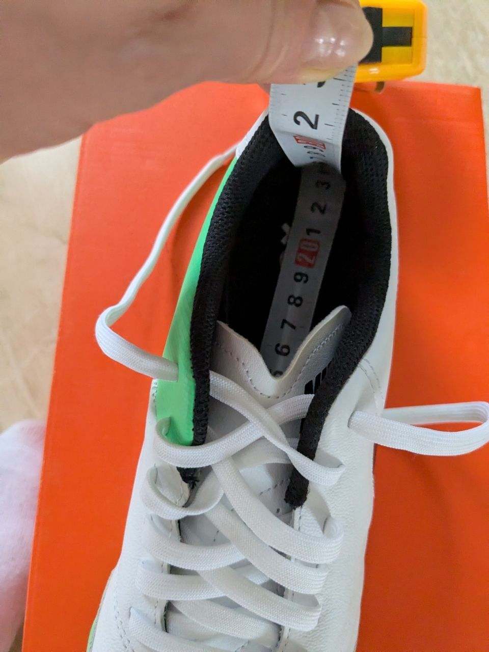 Кросівки 38.5 Nike TiempoX Genio II Leather IC