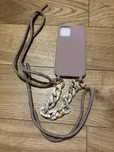 Nowe Etui silikonowe case iphone 14 na szyje pudrowy róż