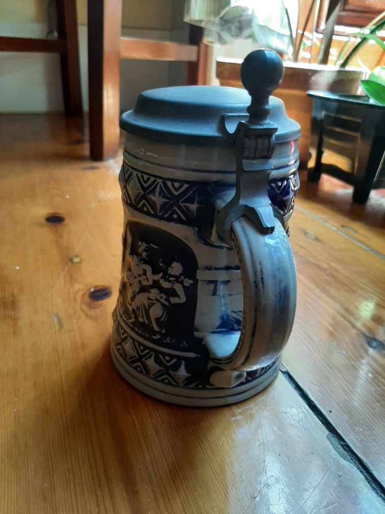 Cerveja Caneca, Original, alemã, em cerâmical