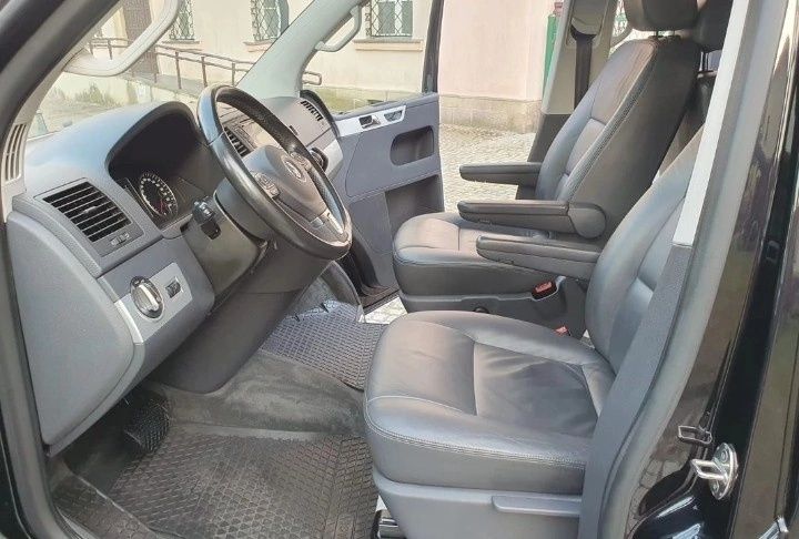 Volkswagen Multivan 2013