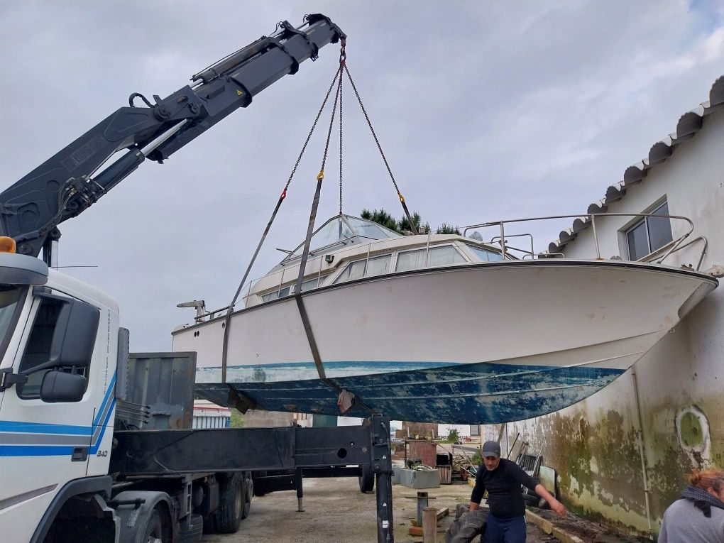 Serviços de camião grua e transportes diversos