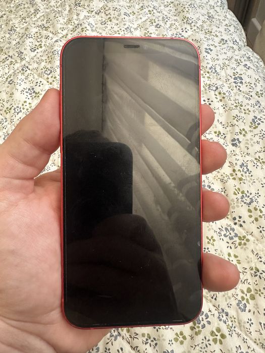 Iphone 12 64gb kolor czerwony (RED)