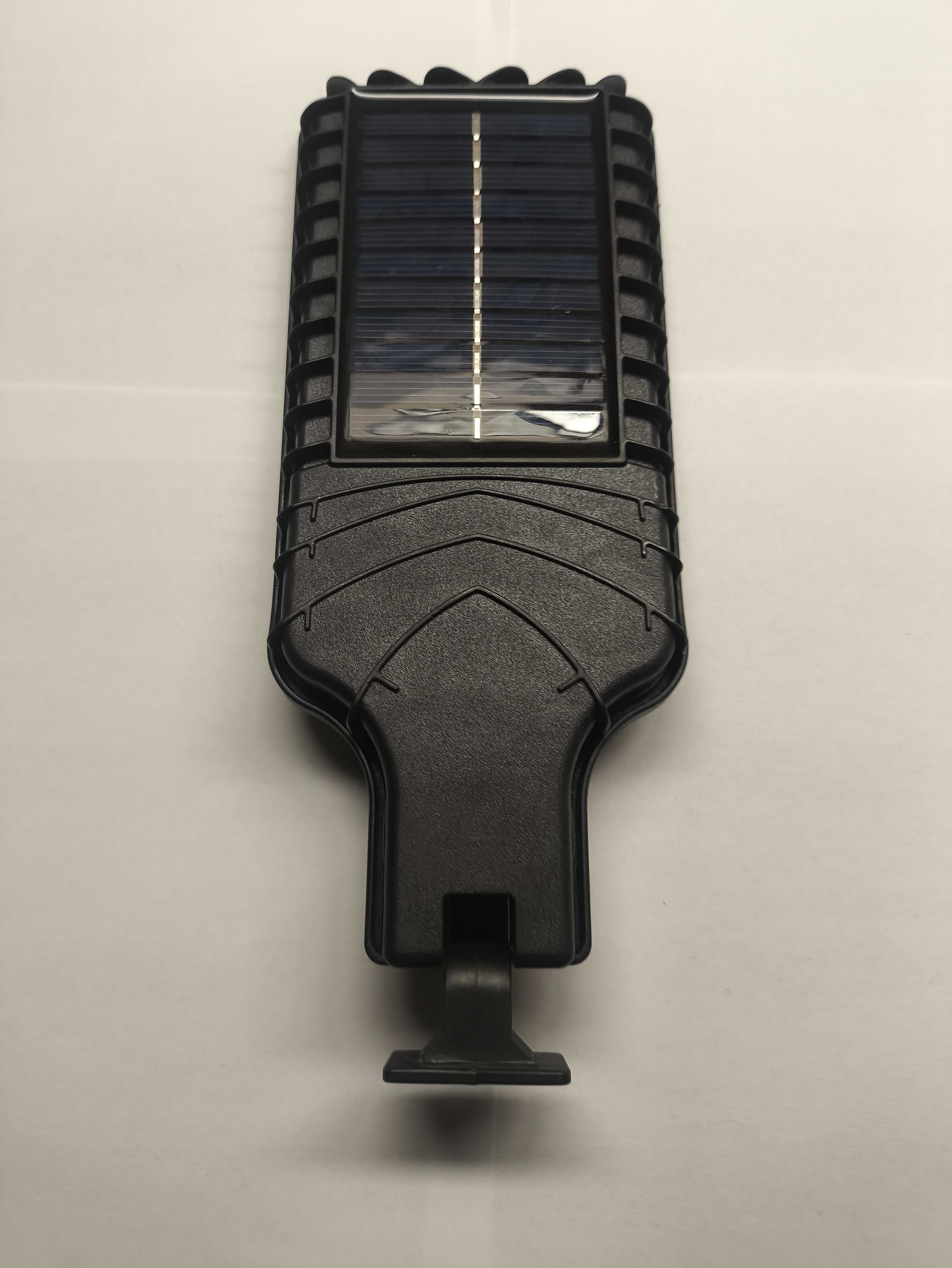 Lampa solarna LED 72 COB z czujnikiem ruchu